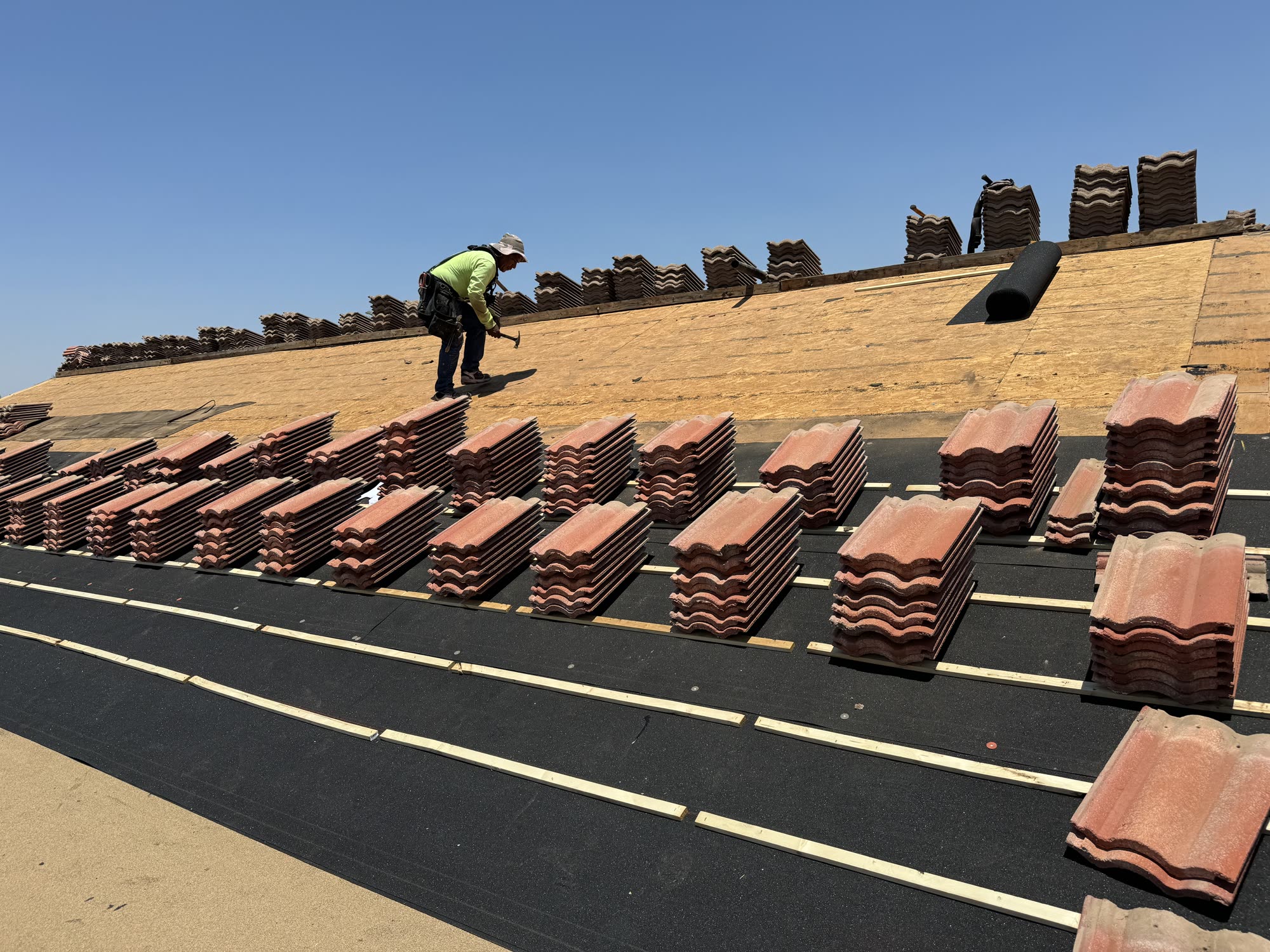 New tile roof being installed on an Arizona home